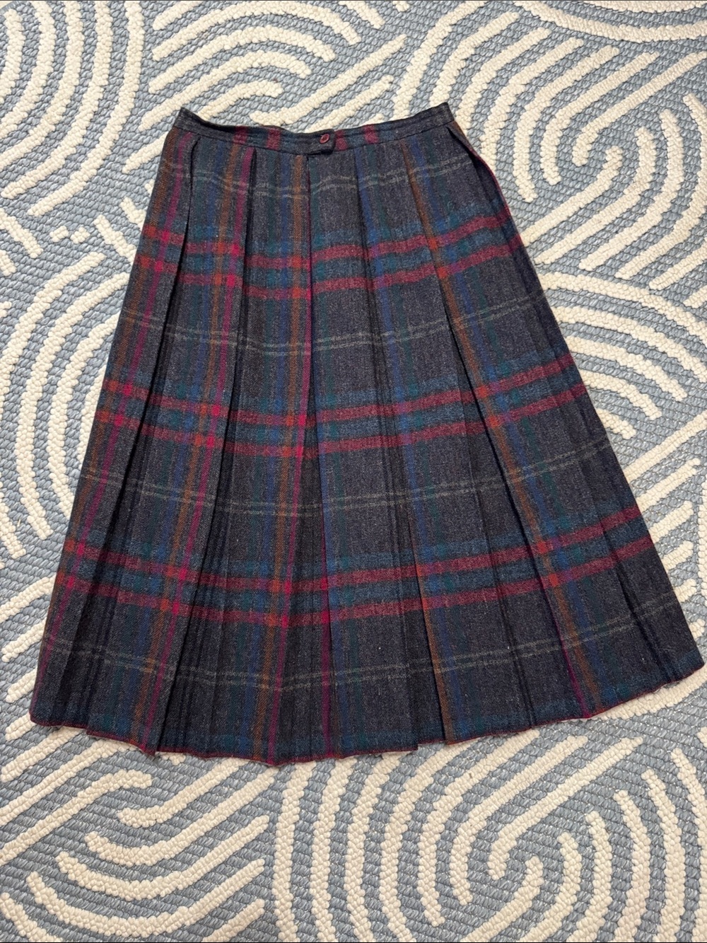 Vintage 70s 80s F.A. Chatta 100% Wool Plaid Pleated Midi Skirt USA Size 12 - Picture 2 of 6